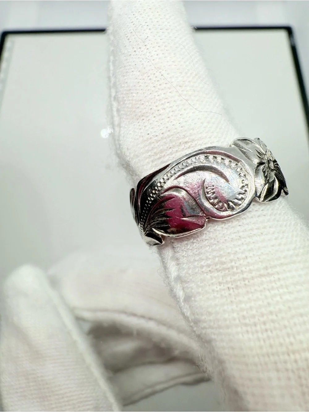 Hawaiian Maile Leaf Sterling Silver Eternity Band Ring!